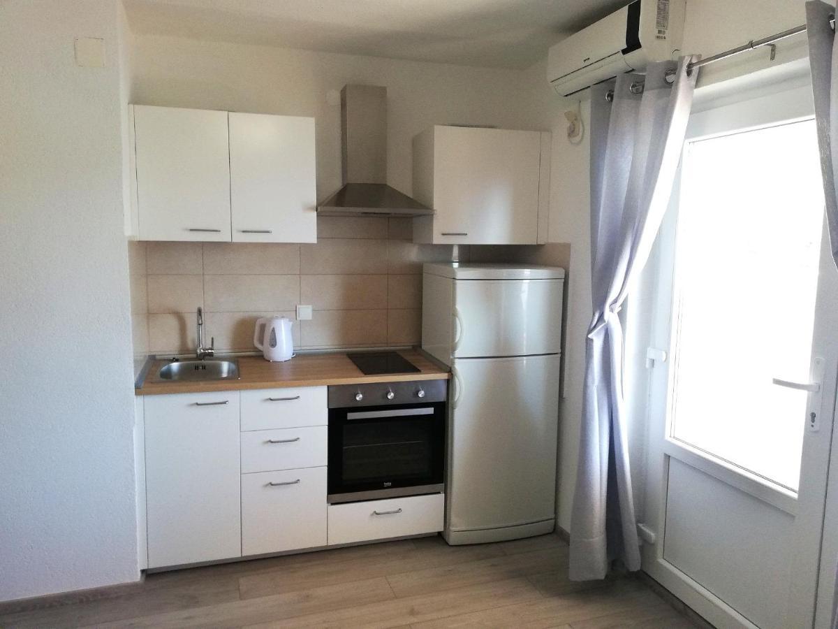 Apartmani Maks Gdinj Bagian luar foto