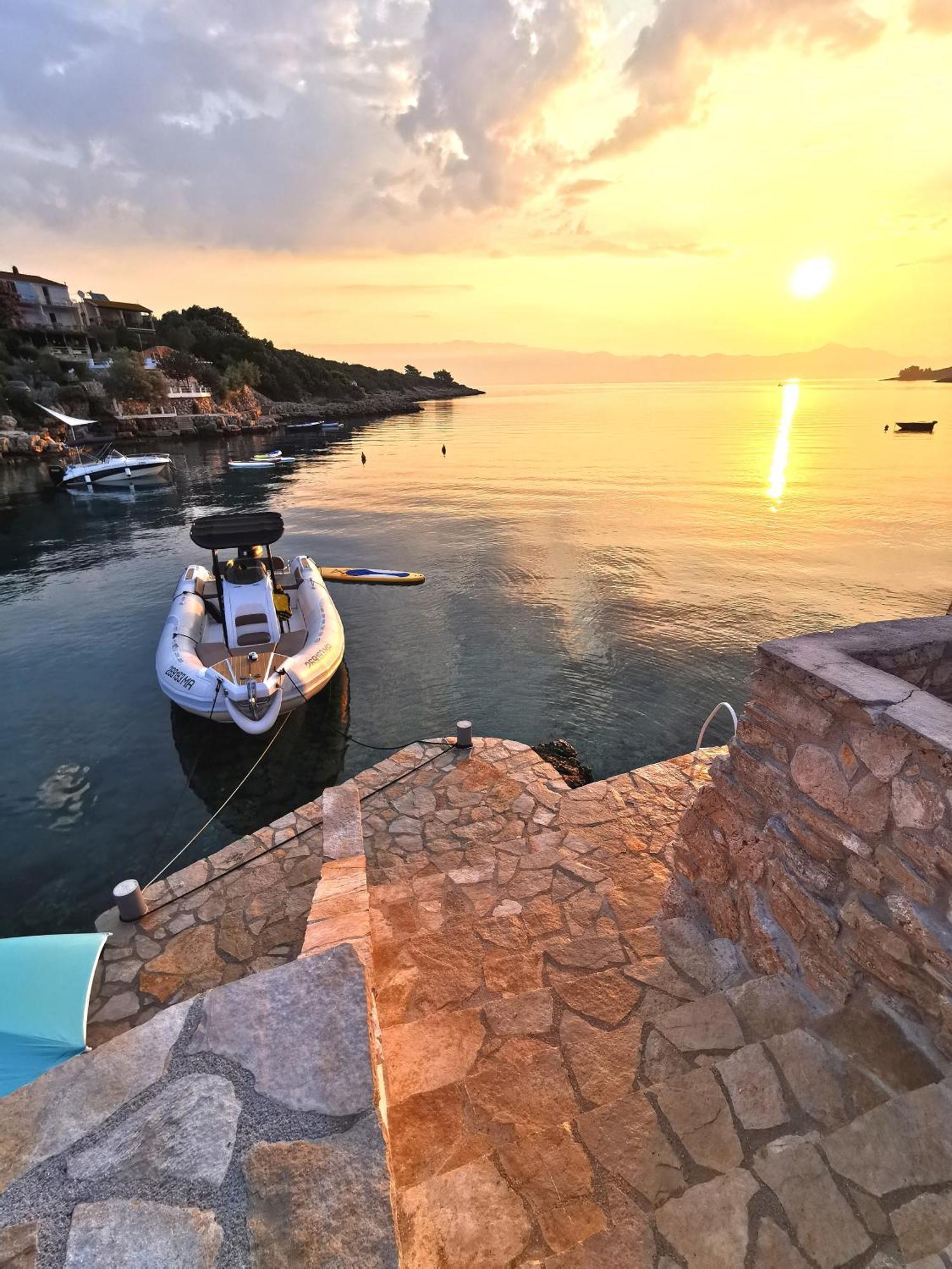 Apartmani Maks Gdinj Bagian luar foto